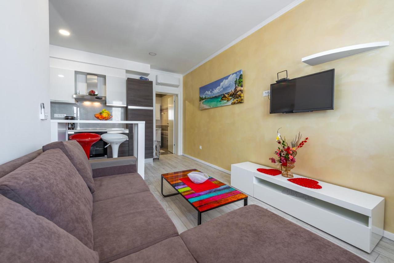 Apartma Tonka