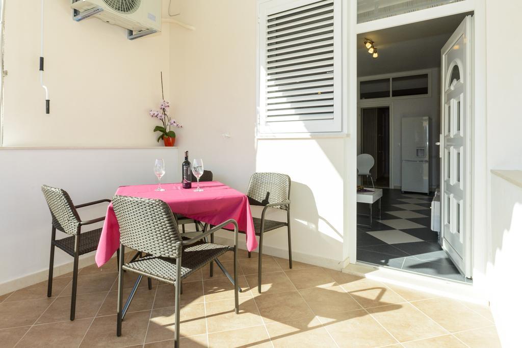 Tonka Apartment Cavtat